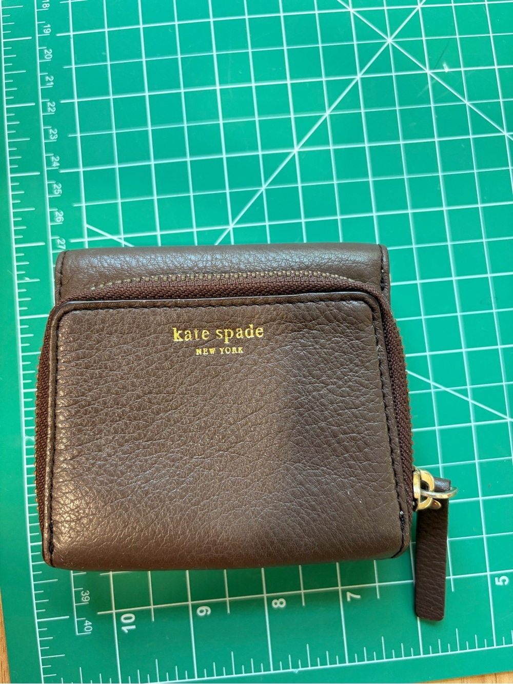 kate spade Brown Pebble Leather Zip Wallet with Gold Logo